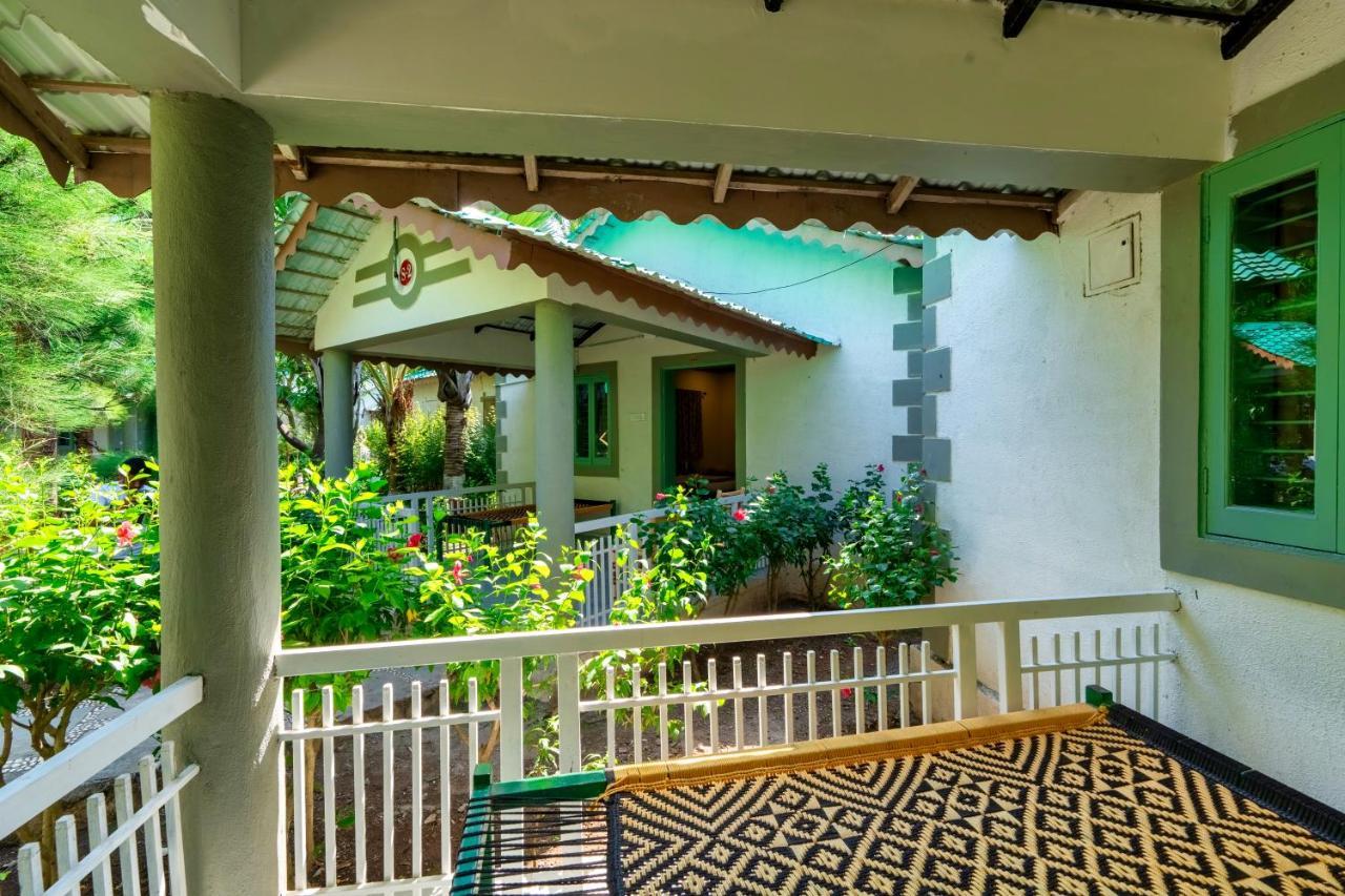 Saavaj Resort, Sasan Gir - Where Wilderness Meets Luxury Exterior photo