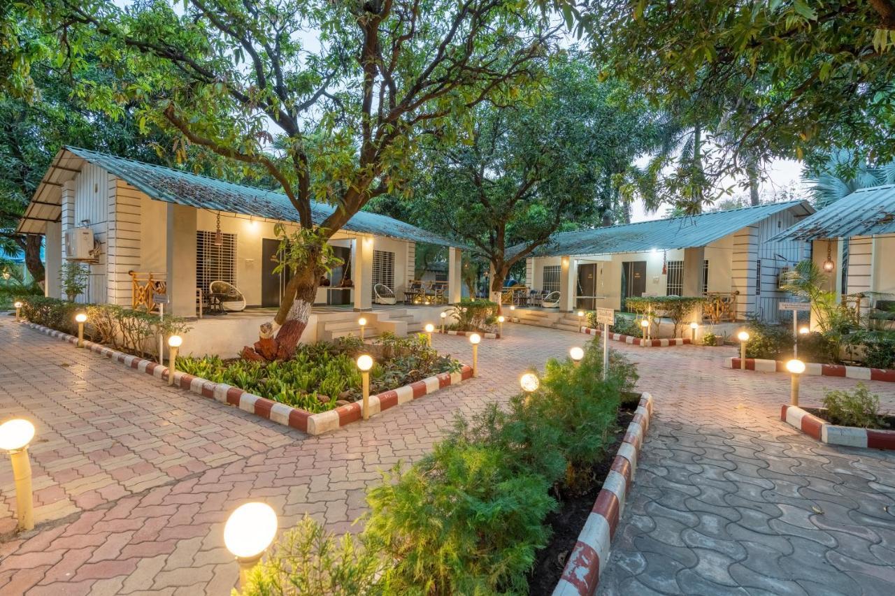 Saavaj Resort, Sasan Gir - Where Wilderness Meets Luxury Exterior photo